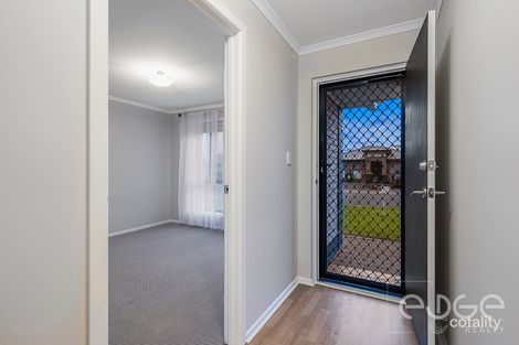 Property photo of 33 Days Drive Munno Para West SA 5115