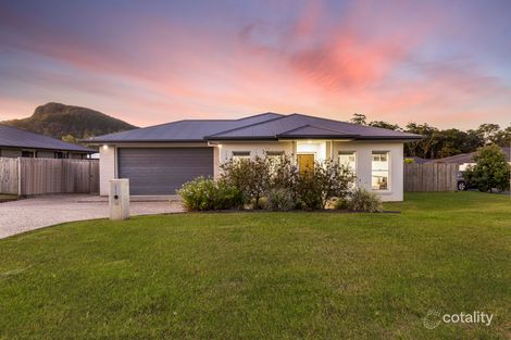 38 Ngungun Cres, Glass House Mountains, QLD 4518