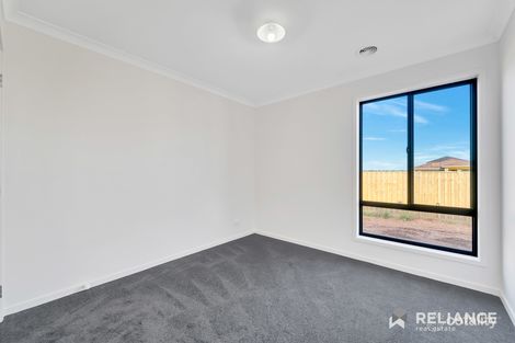 7 Coconut Rd, Manor Lakes, VIC 3024