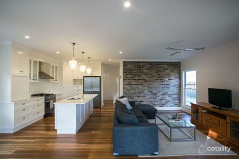 Property photo of 10 Kurwongbah Street Boyne Island QLD 4680