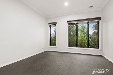Property photo of 4 Greenbank Drive Pakenham VIC 3810