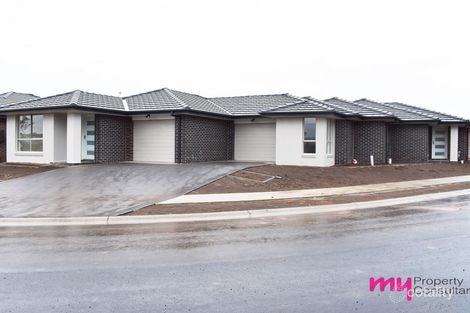 Property photo of 1/25 Blacksmith Crescent Cobbitty NSW 2570