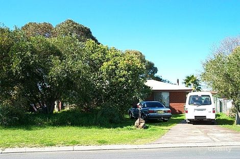 19 Tangaroa Cl, Cooloongup, WA 6168