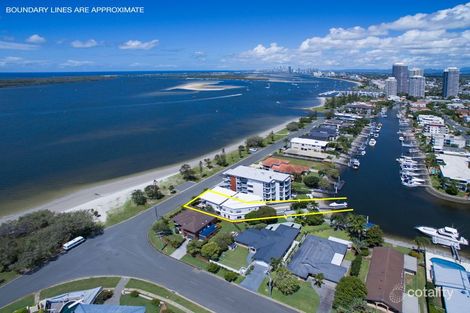 Property photo of 1/30 Anglers Esplanade Runaway Bay QLD 4216