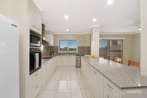 Property photo of 34 Grasmere Way Warners Bay NSW 2282