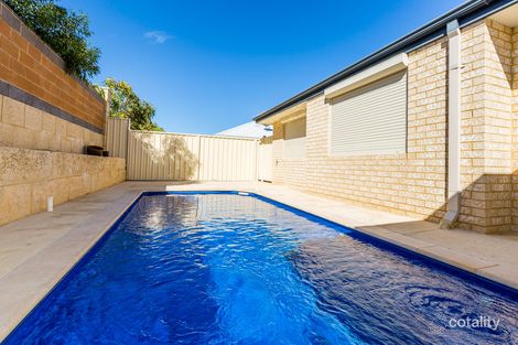 Property photo of 16 Arpenteur Turn Madora Bay WA 6210