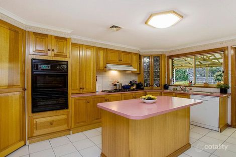 Property photo of 35 Corryong Crescent Taylors Lakes VIC 3038