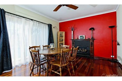 2 Bucat St, Hamilton Hill, WA 6163