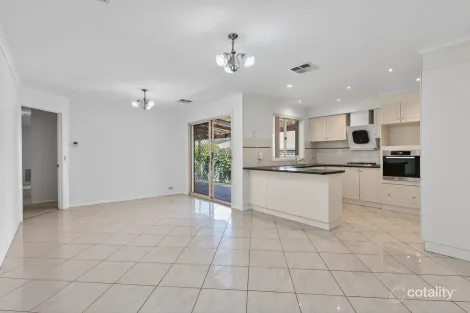 Property photo of 6 Cockatoo Close Nicholls ACT 2913