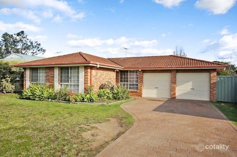 9 Crommelin Cres, St Helens Park, NSW 2560