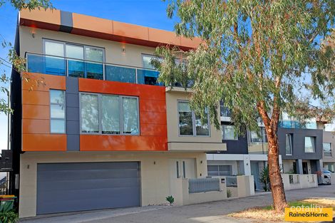 Property photo of 32 Skyline Drive Maribyrnong VIC 3032