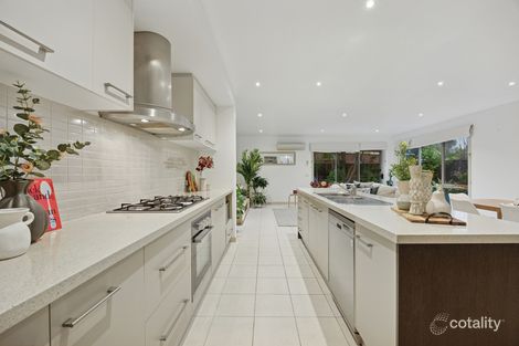 Property photo of 3 Scotch Avenue Keysborough VIC 3173