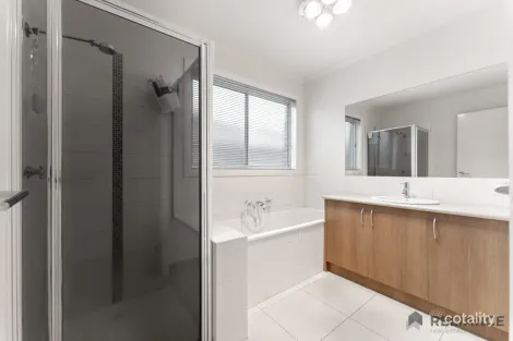 Property photo of 42 Stefan Drive Harkness VIC 3337
