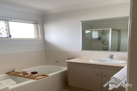 Property photo of 2/151 Pine Street Wynnum QLD 4178