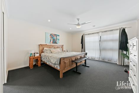 Property photo of 10 Dingo Street Point Cook VIC 3030