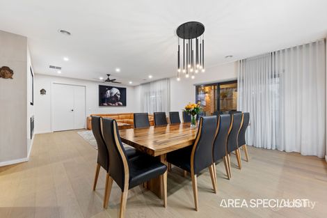 Property photo of 16 Sleeper Rise Garfield VIC 3814