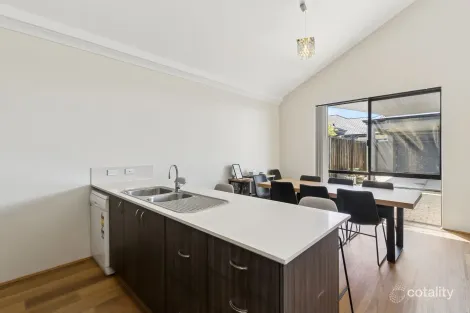 Property photo of 81 Banrock Drive Ellenbrook WA 6069