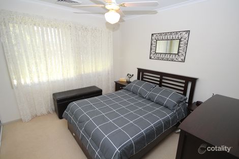 Property photo of 25 Crisp Drive Ashmont NSW 2650