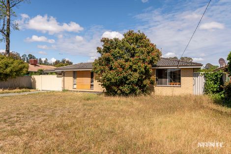 Property photo of 6 Scribbly Gum Square Willetton WA 6155