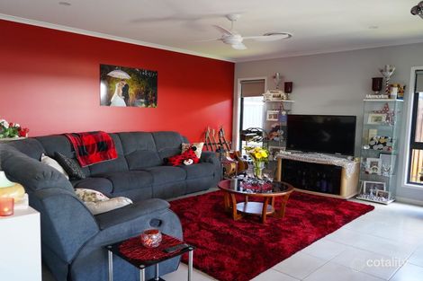 Property photo of 48 Adrian Circuit Nirimba QLD 4551