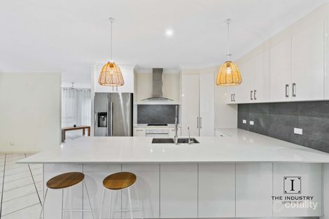 Property photo of 10 Bronte Close Kewarra Beach QLD 4879