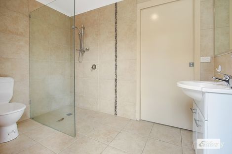 Property photo of 17 Firestone Way West Wodonga VIC 3690