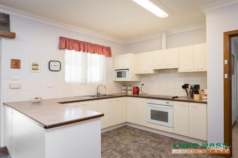 Property photo of 4 Devonshire Terrace Armadale WA 6112