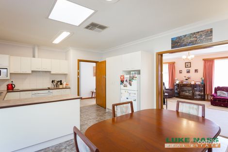 Property photo of 4 Devonshire Terrace Armadale WA 6112
