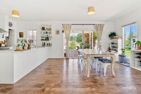 Property photo of 17 Waye Court Mount Compass SA 5210