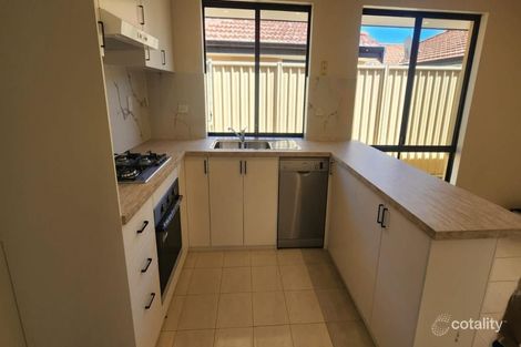 Property photo of 8 Bridal Crescent Kenwick WA 6107
