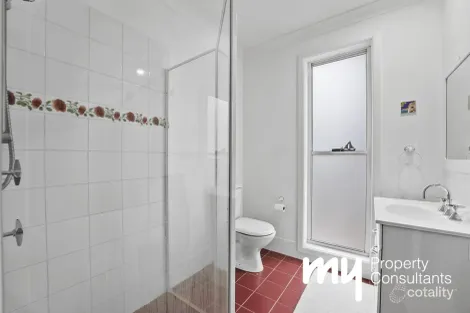 Property photo of 27 Pindari Avenue Camden NSW 2570