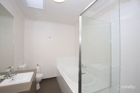Property photo of 32 Brunton Crescent Mulgrave VIC 3170