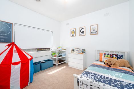 Property photo of 6 Marama Parade Mount Austin NSW 2650