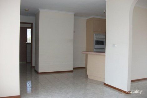 Property photo of 2/154 Corrigan Road Noble Park VIC 3174