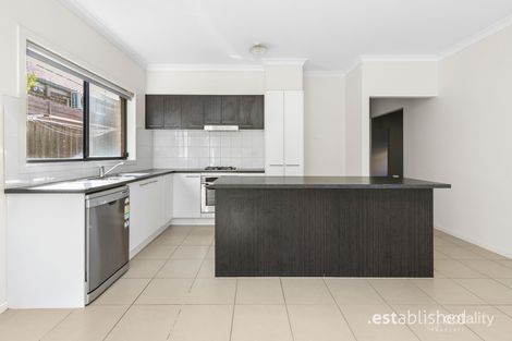 Property photo of 5 Pierbrook Avenue Manor Lakes VIC 3024