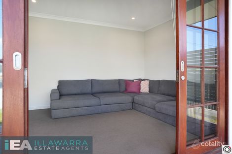 Property photo of 92 Griffiths Street Oak Flats NSW 2529