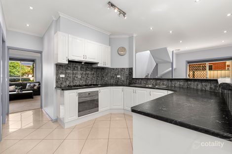 Property photo of 3 Pleasant Close Mill Park VIC 3082