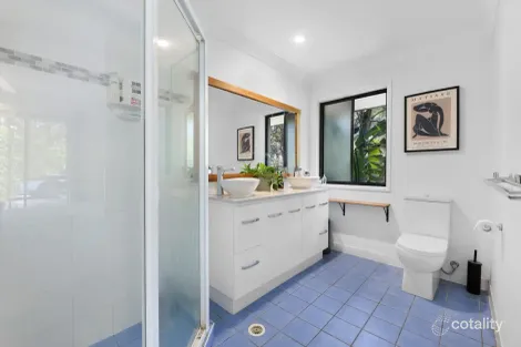 Property photo of 55 Simpsons Road Elanora QLD 4221