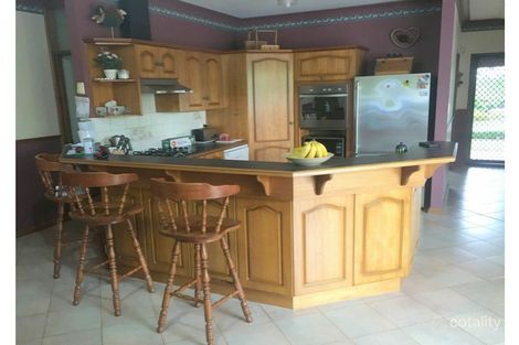 Property photo of 32 Equestrian Drive Woodcroft SA 5162