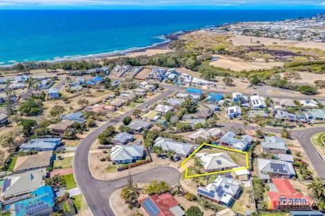 3 BASS CT, BARGARA, QLD 4670