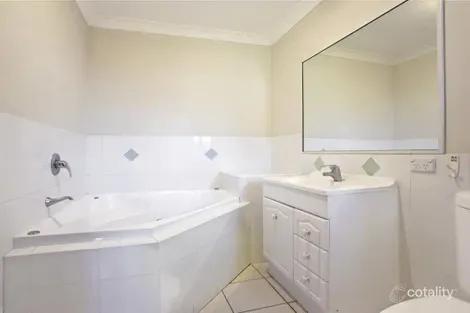 Property photo of 1/209 Nelson Street Kearneys Spring QLD 4350