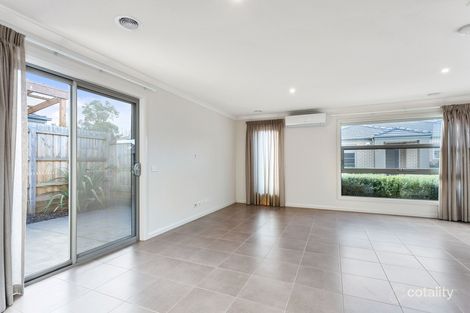 Property photo of 2/75 Hendersons Road Bittern VIC 3918