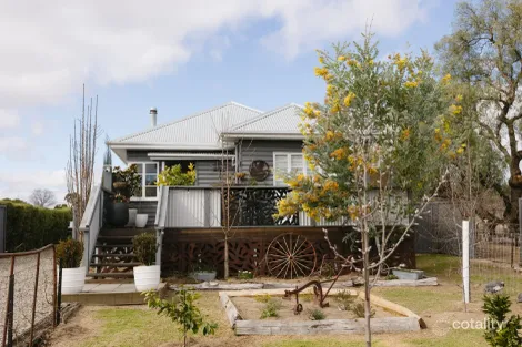 90 Bulwer St, Tenterfield, NSW 2372