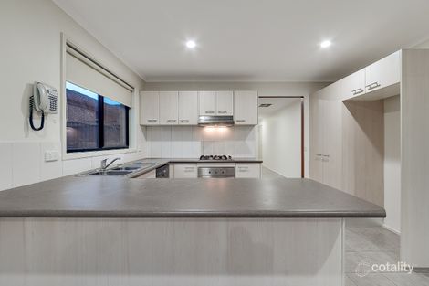 Property photo of 9 Tyndall Street Cranbourne East VIC 3977