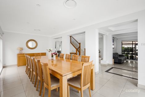 Property photo of 24 Ridgeway Close West Hoxton NSW 2171