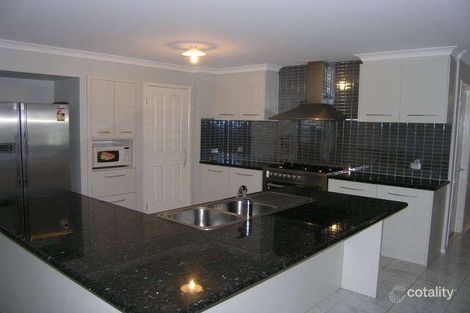 Property photo of 7 Domain Avenue Burnside Heights VIC 3023