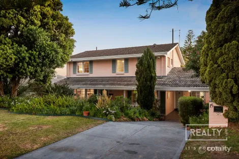 Property photo of 15 Whitley Crescent Karrinyup WA 6018