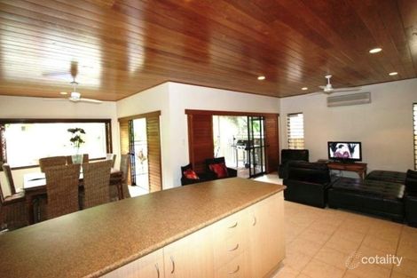 8 Oliva St, Palm Cove, QLD 4879