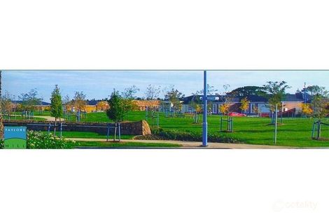 Property photo of 47 Glenelg Boulevard Taylors Hill VIC 3037