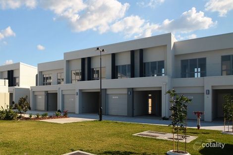 27/156 Marina Quays Bvd, Hope Island, QLD 4212